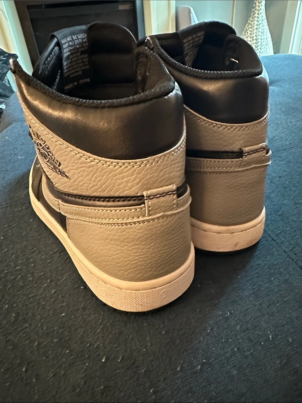 Nike High-Top Sneakers - Black & Light Gray